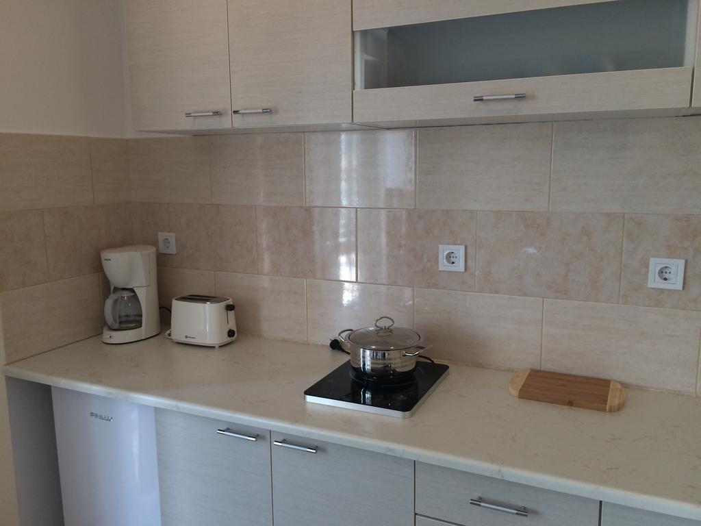 Ari Apartment Bulevardul Mamaia Констанца Экстерьер фото